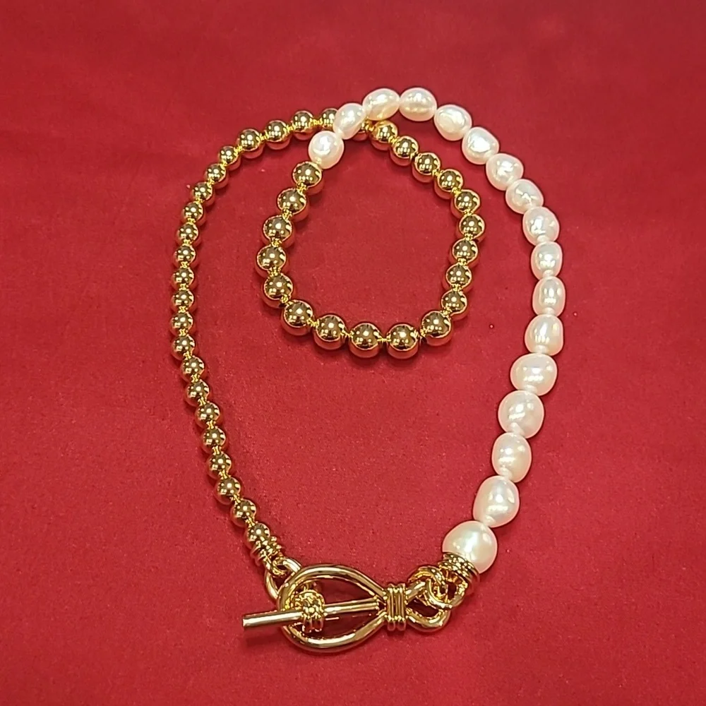 Missoma Baroque Pearl Beaded T-Bar Necklace New - Picture 3 of 4